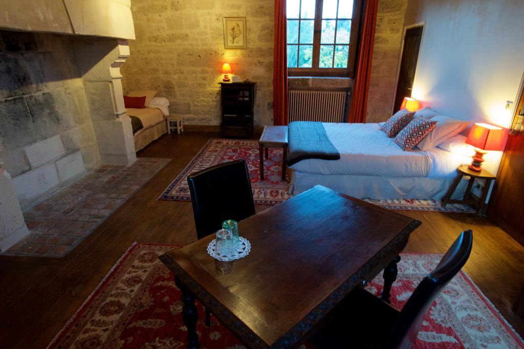Manoir De La Guerie Ablon Ruang foto