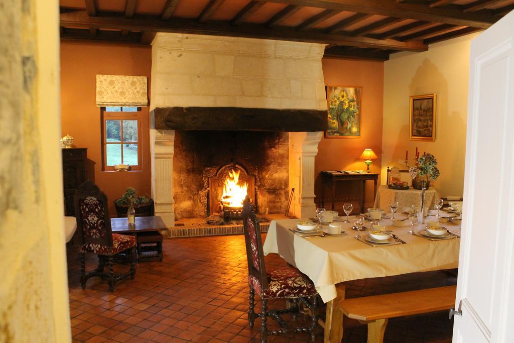 Manoir De La Guerie Ablon Ruang foto